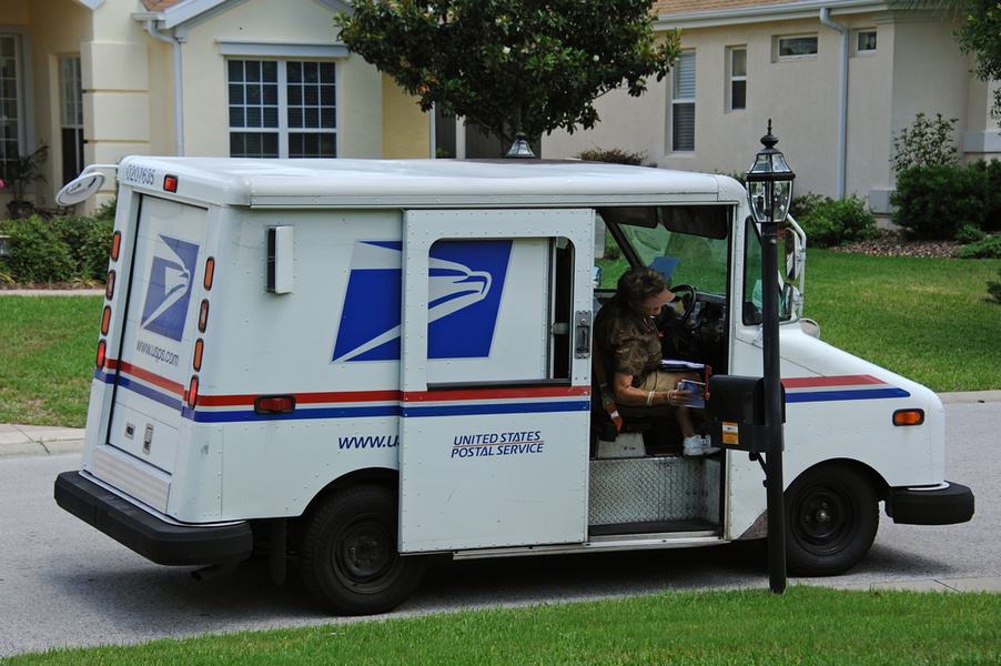 U.s. Postal Workers Encounter Dogs Frequently, Yet Bites And Attacks Are Very Rare, In Large Part Due To Extensive And Mandatory Dog Encounter Training That Mail Delivery Persons Undertake.